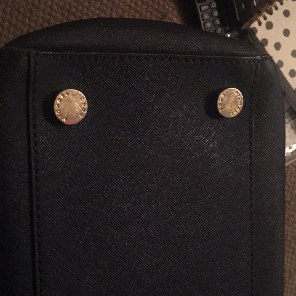 Navy blue Michael Kors Sutton Safiano purse - Picture 4 of 6